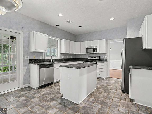 2nd image of 525 Cogburn Ridge Way