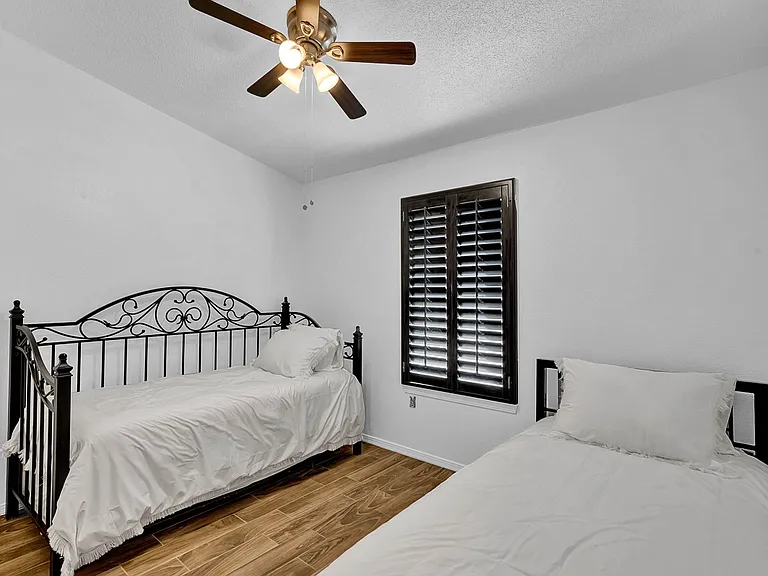6017 Honeybee Ct — Photo 19