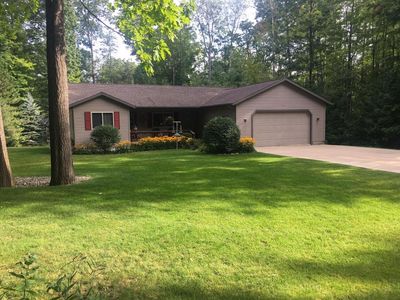 510 Crestview Rd, Houghton Lake, MI, 48629