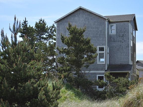 2nd image of 5605 Kiwanda Dr