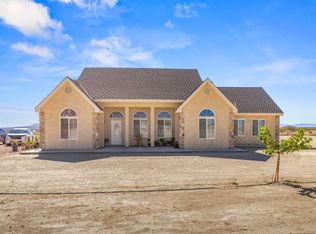 8284 Prospect St, Mojave, CA 93501