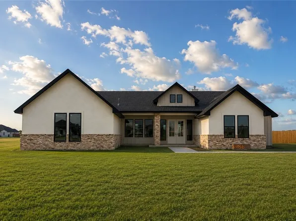 1486 Dancing Elk Dr, Corpus Christi, TX 78415