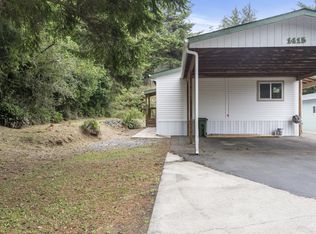 1415 Elmar Ct, Coos Bay, OR 97420
