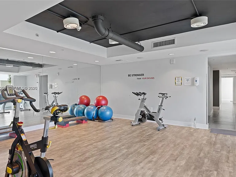 1871 NW South River Dr #1804 — Photo 27