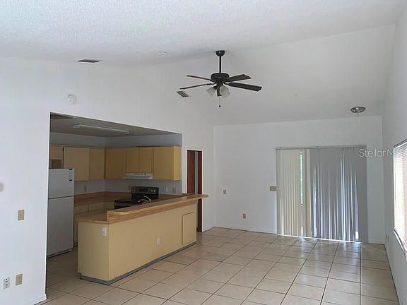 3rd image of 1377 Candlewyck Dr