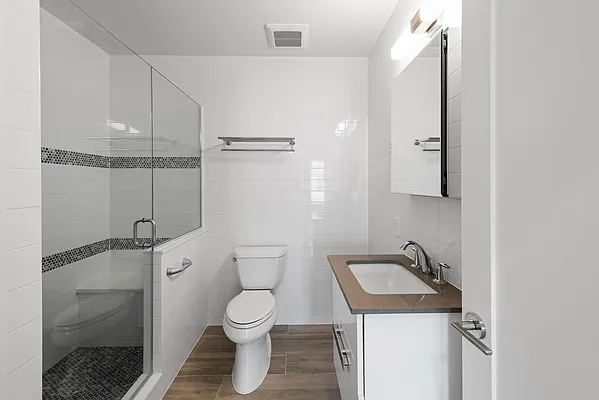 Rented by Compass | media 22