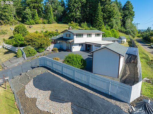 1st image of 63697 Isthmus Heights Rd