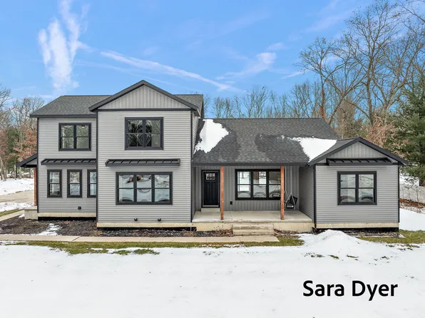 2768 N Riverwood Dr, Twin Lake, MI 49457