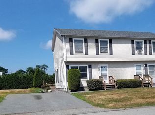 65 Dawn Marie Dr, Portsmouth, RI 02871