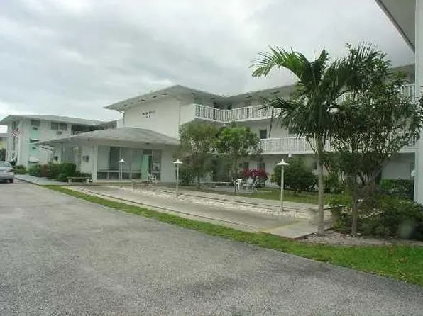 1150 E Sample Road #102, Pompano Beach, FL 33064