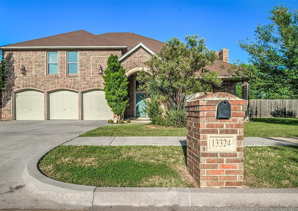1st image of 13324 Ambleside Dr
