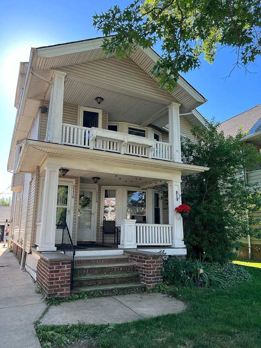 2114 Bunts Rd photo 1