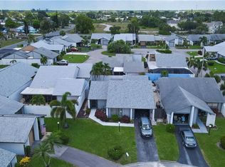 9717 Maplecrest Cir, Lehigh Acres, FL 33936