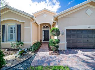 3911 Cascade Ter, Weston, FL 33332