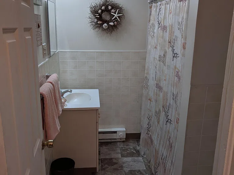 134 Charter Oak St — Photo 12
