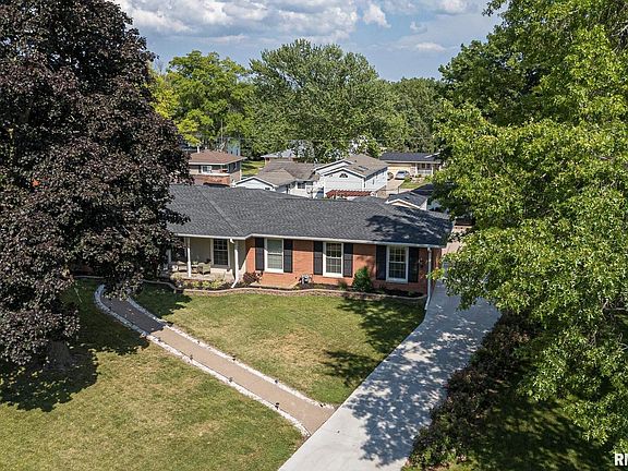3rd image of 3427 20th Street Ct