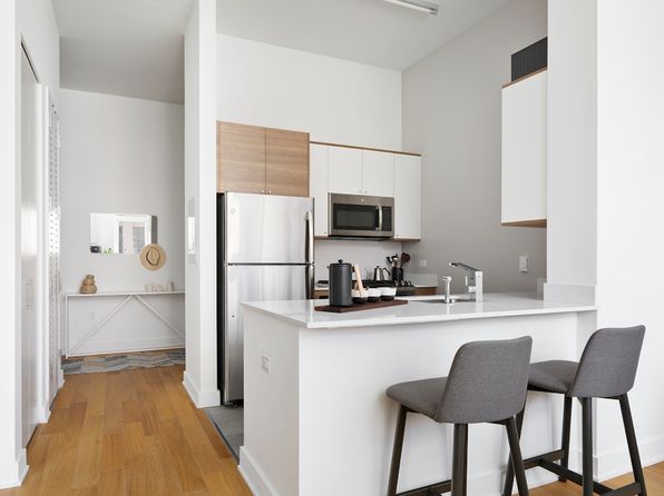 4322 Queens St APT 615