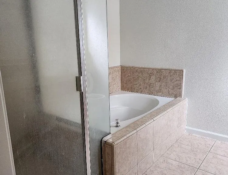 1420 Deborah Ln — Photo 10