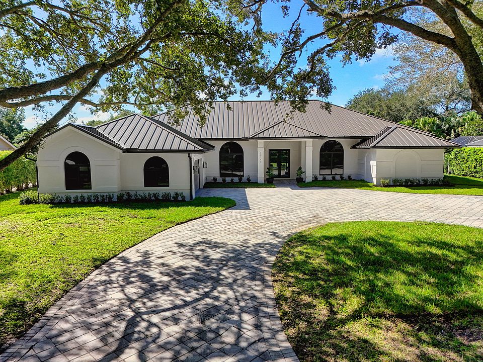 1st image of 18240 SE Heritage Drive