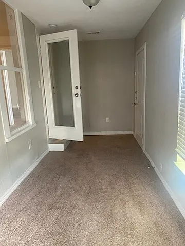 1132 E Hattie St — Photo 9