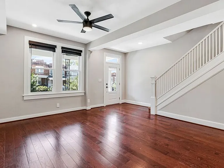413 Buchanan St NW — Photo 9