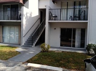 1200 Lake Victoria Dr APT K, Royal Palm Beach, FL 33411