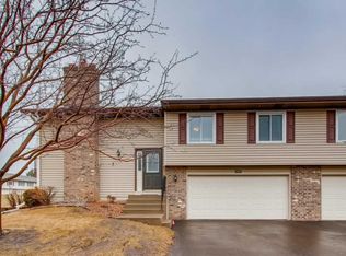 9393 Juneau Ln N, Maple Grove, MN 55369