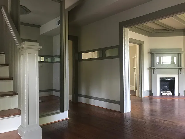 1220 E Duffy St — Photo 6