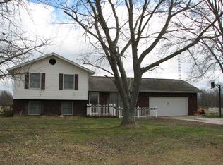 2988 N Lodge Ln, Scheller, IL 62883