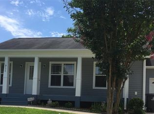 1736 Willa Place Dr, Kernersville, NC 27284
