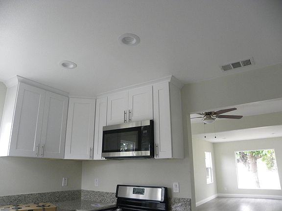 4th image of 3851 N Sierra Way