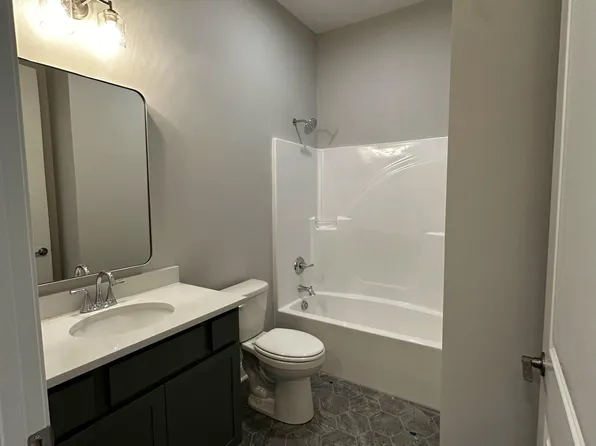 11510 Olympic Dr, Knoxville, TN 37934