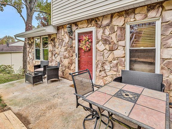 5th image of 5340 Carolyn Cir