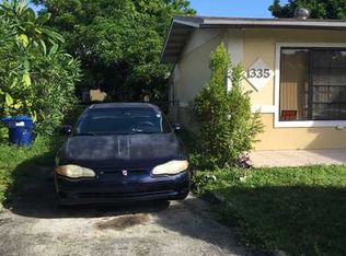 1335 NE 203rd St, Miami, FL 33179