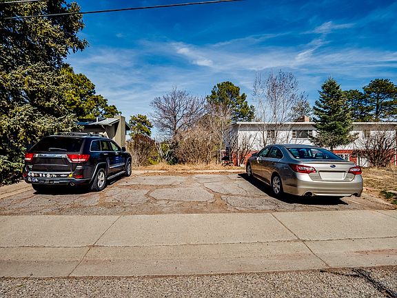 5th image of 3050 Walnut St #A