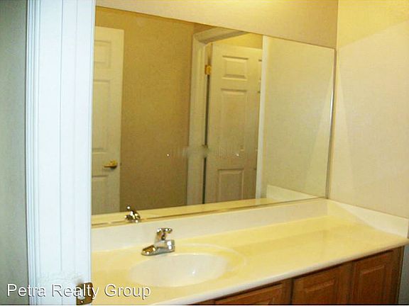 3rd image of 5415 Blue Oat Ave