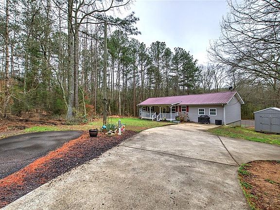 3rd image of 161 Reynolds Bridge Rd