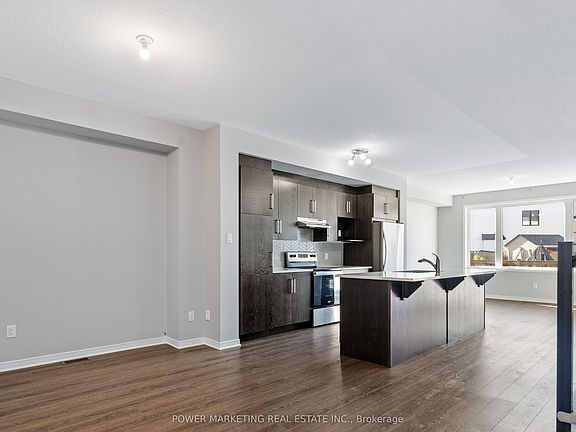 4th image of 487 Cope Dr