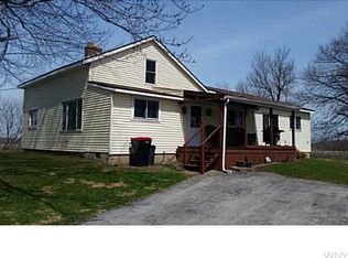 5139 Graham Rd, Middleport, NY 14105