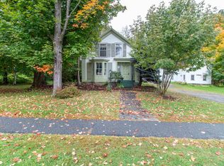 305 Main St, Derby Line, VT 05830