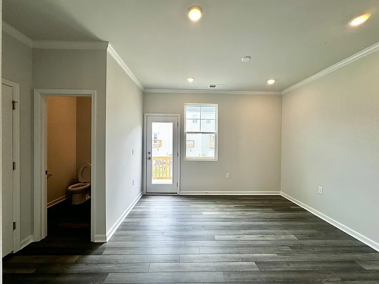 2505 Kasota Ln — Photo 19