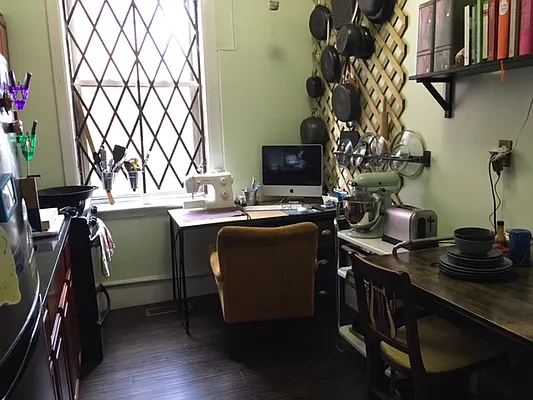 Rented by Premier Metro Realty Corp | media 19