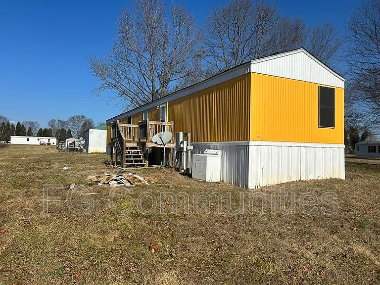 147 Oak Knoll Dr — Photo 5