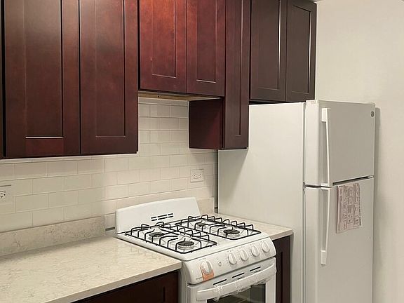 5th image of 450 West St #G