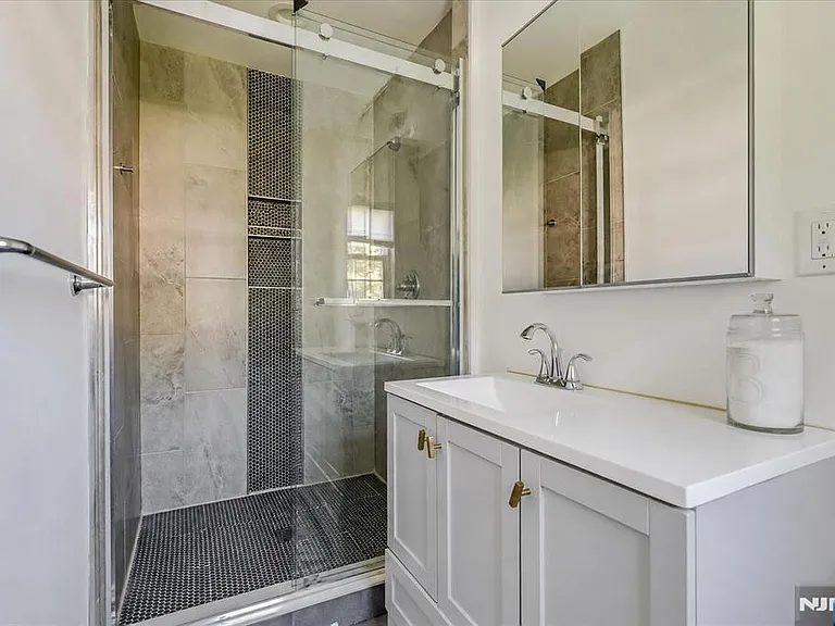 32 Brantwood Pl — Photo 7