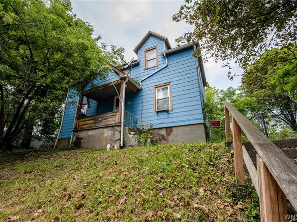 1218 College Ave, Niagara Falls, NY 14305
