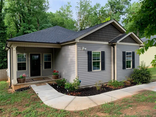 199 Tanglewylde Dr, Spartanburg, SC 29301