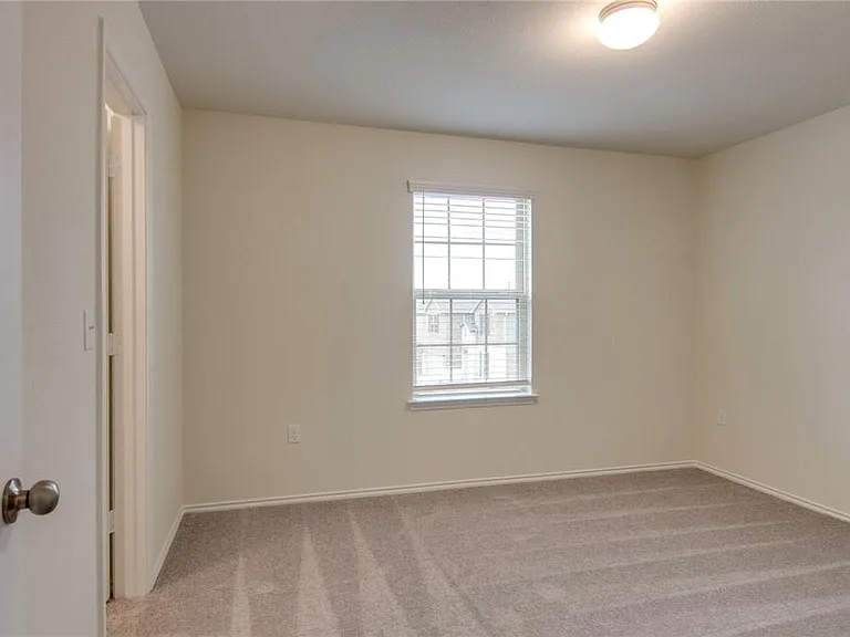 6621 Hartlage St — Photo 27