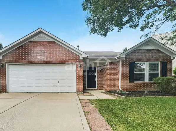 12144 Brushfield Ln, Fishers, IN 46037