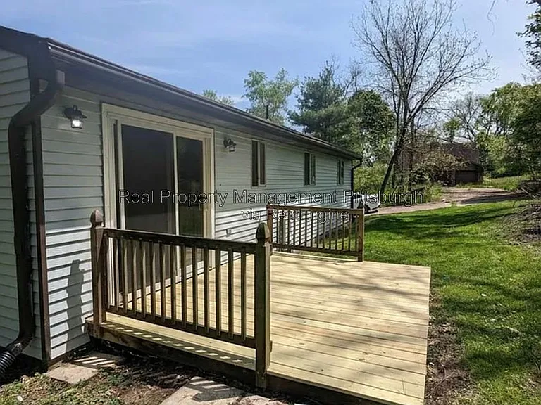 90 Walker Rd — Photo 12
